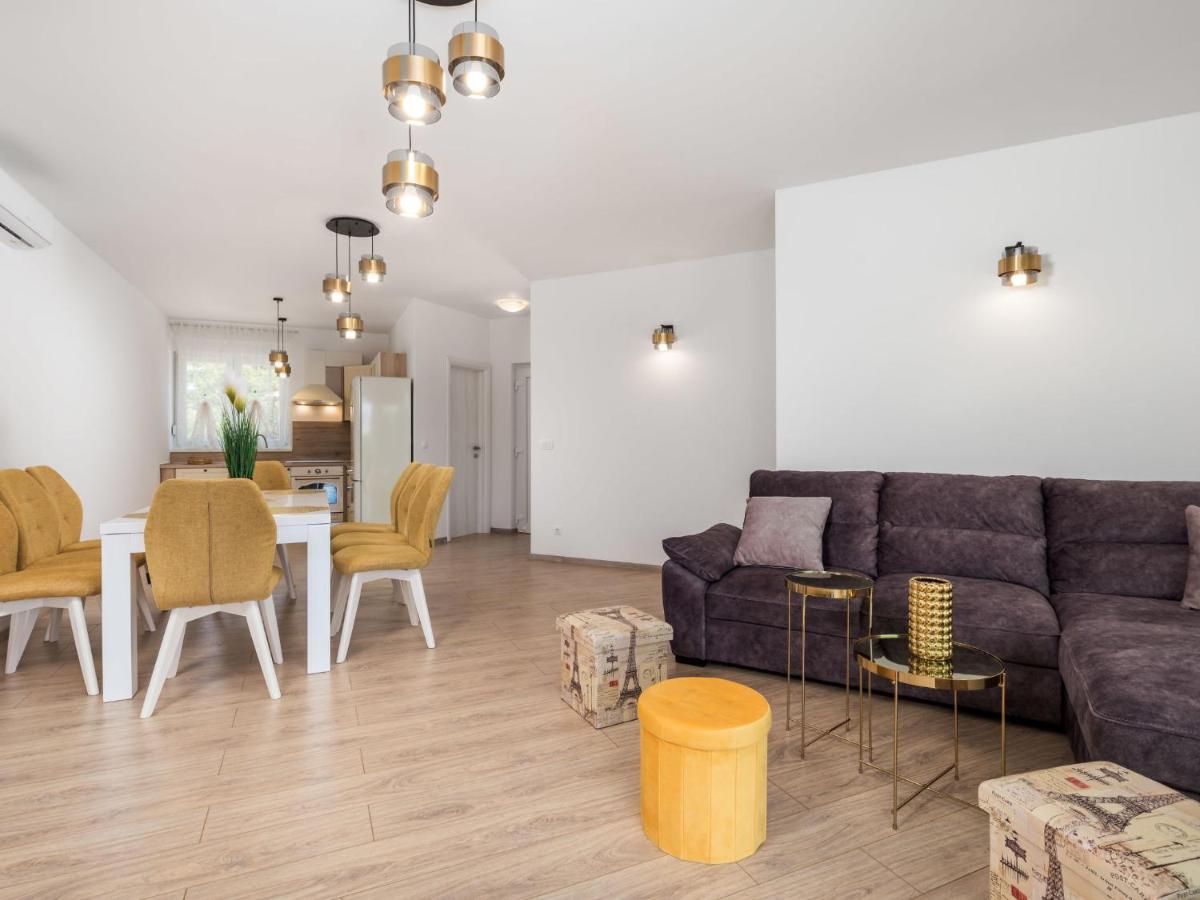 Holiday Home Villa Palma - Krk148 By Interhome Pinezići Exteriér fotografie